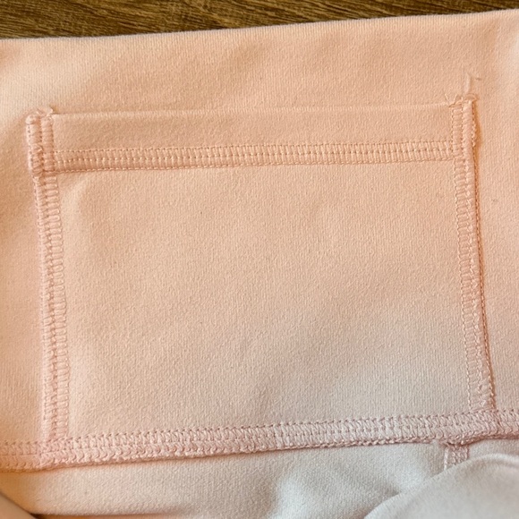 Fabletics Light Pink High Waisted Powerhold Athletic Leggings Size Medium - Picture 8 of 8